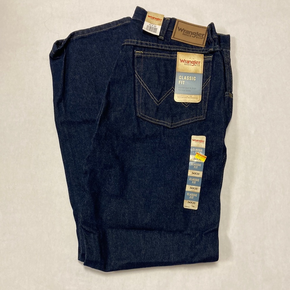 Wrangler Men’s Rugged Wear Classic Fit Jeans. NWT size 34 X 30